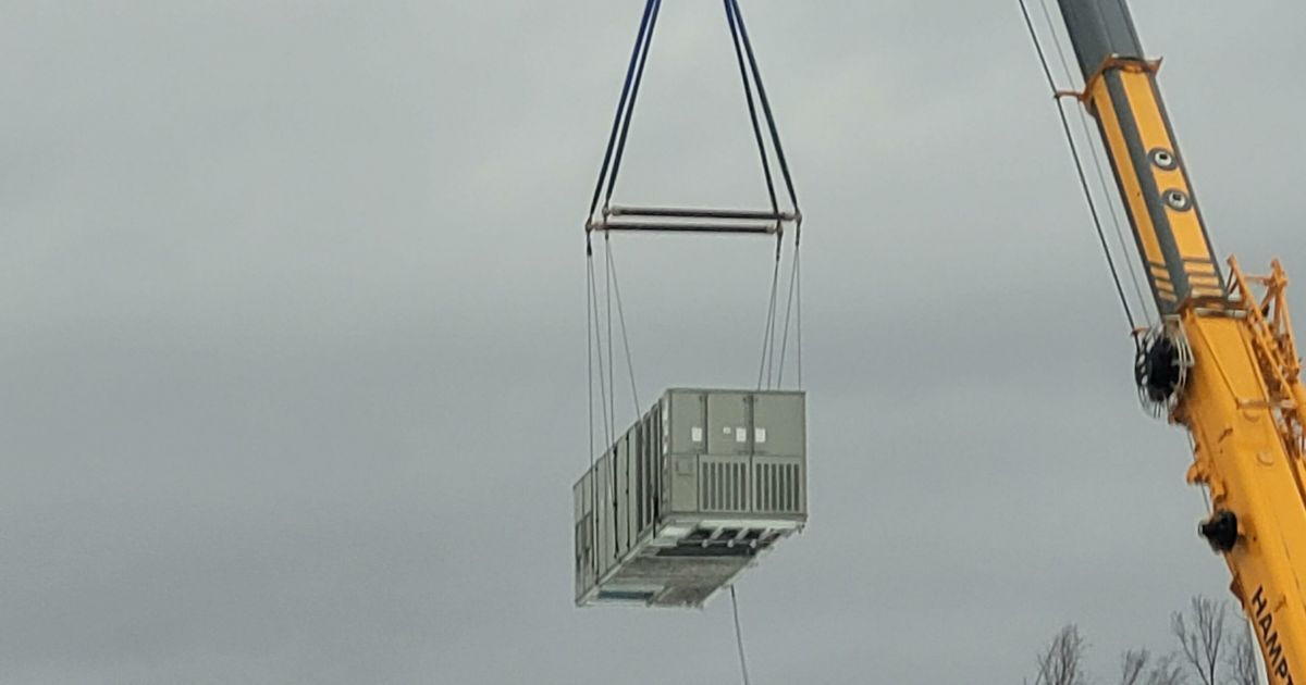 Nashville Collegiate RTU Crane Pick